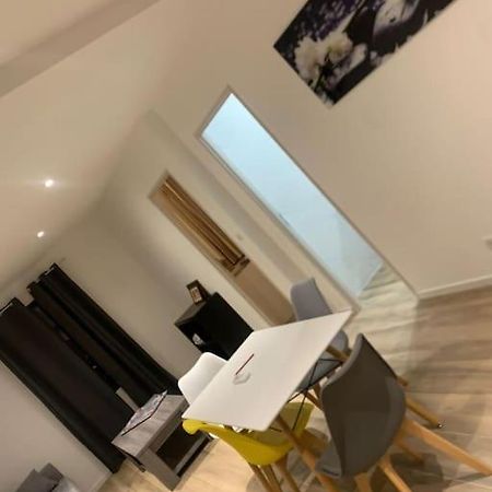 Appartement Le 2 Ter à Puyloubier Extérieur photo